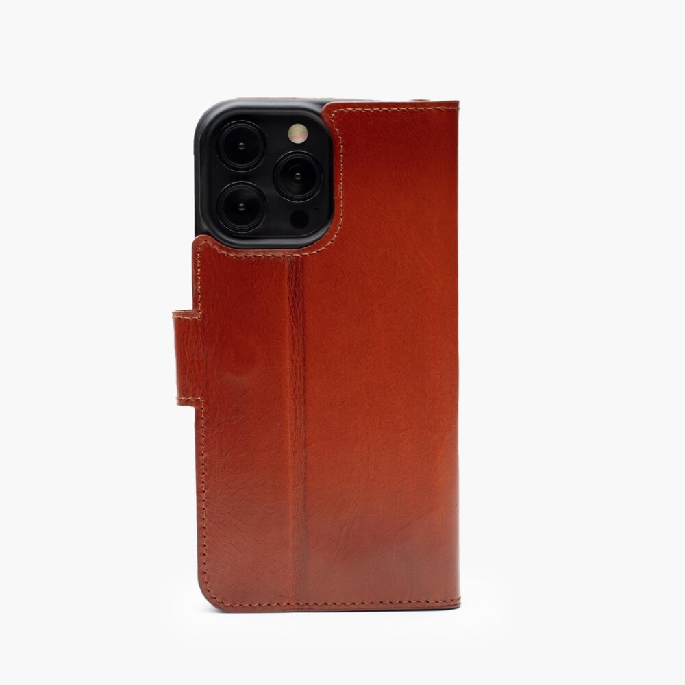 Kožené pouzdro Wachikopa pro iPhone 16 Pro s přihrádkou na karty a funkcí stojánku