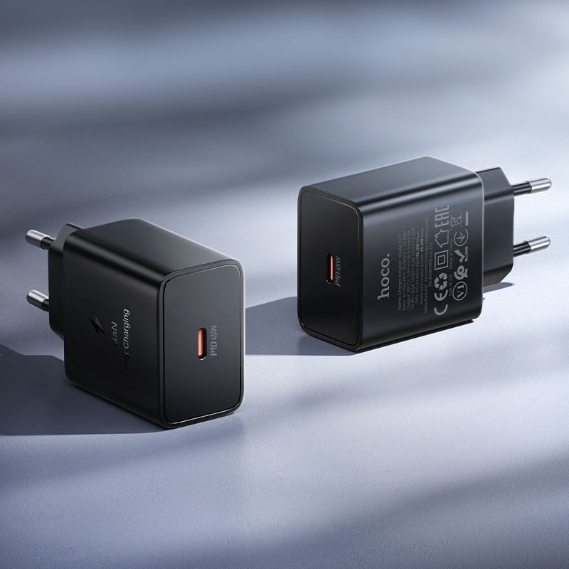 Nabíječka na telefon Hoco USB-C QC PD 45 W N77, černá