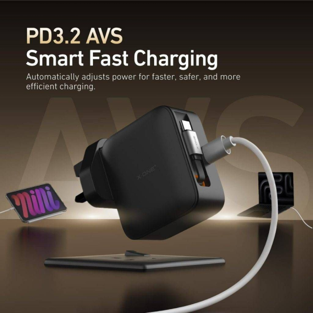 Cestovní nabíječka X-ONE ChargeGo GaN 65 W s navíjecím kabelem a portem USB-C – černá