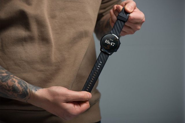 Chytré hodinky TITMO O-100 (TFT, volání přes Bluetooth) černé
