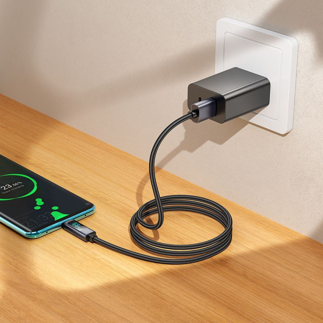 Kabel USB A na USB C Hoco 5 A s displejem, 1 m, X112, černý