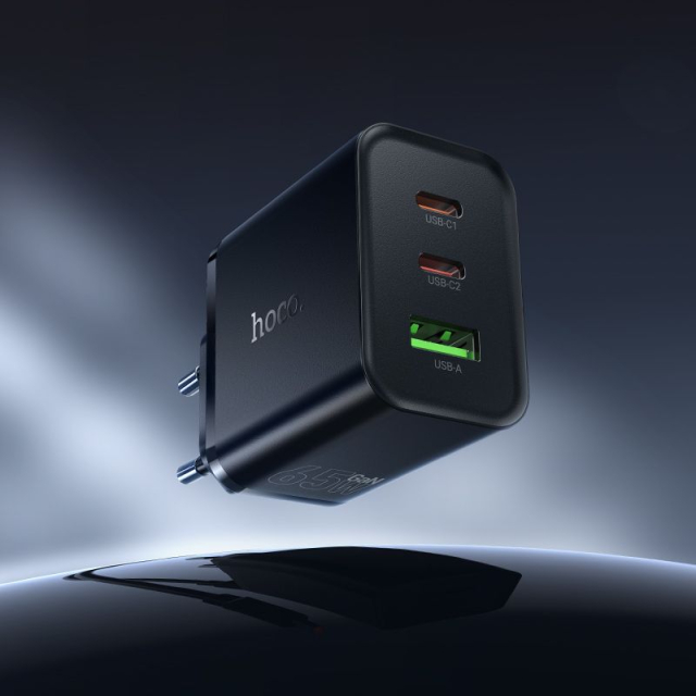 Nabíječka Hoco pro mobilní telefony, 2x USB-C + USB-A, QC3.0, PD 3A, 65 W, N75, černá