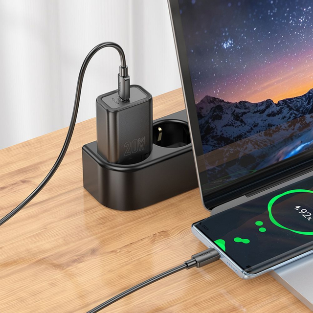 Nabíječka na telefon Hoco USB-C QC PD 20 W N60, černá