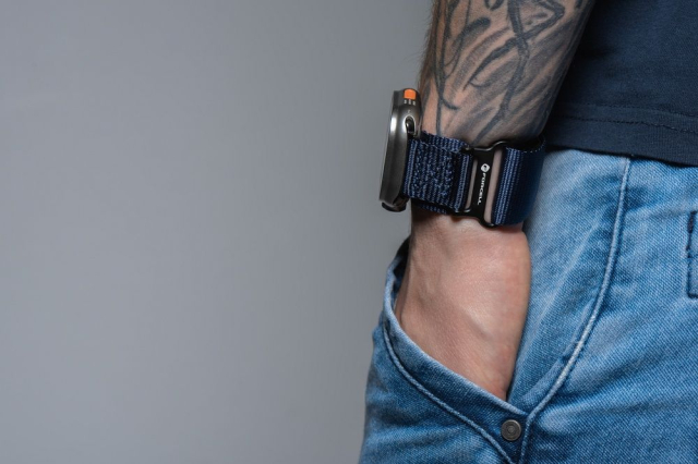 Nylonový řemínek s suchým zipem Forcell F-Design FA05 pro Apple Watch, 38 / 40 / 41 mm, modrý