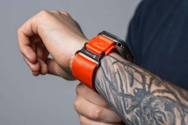 Nylonový řemínek s suchým zipem pro Apple Watch Forcell F-Design FA05, 38 / 40 / 41 mm, oranžový
